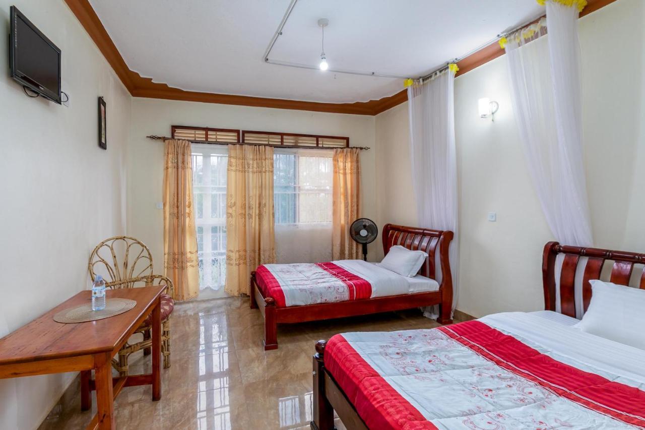 Airport Side Hotel Энтеббе Экстерьер фото